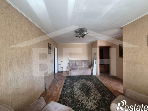 Продажа 3-комн квартиры Ленина пл, 4