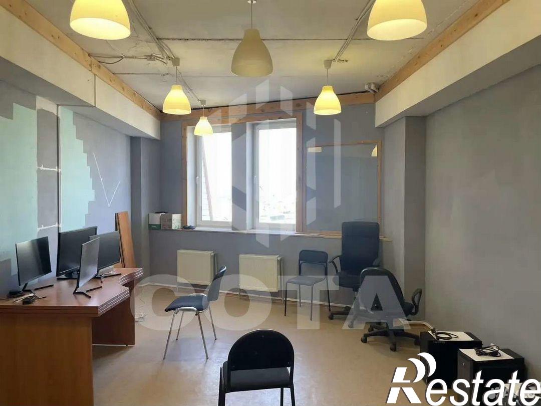 Сдать офис, помещение под офис за 23 750 рублей на проспект Революции, 1/1