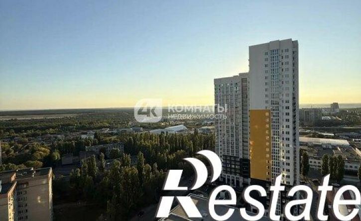 4-комн квартира проспект Патриотов, 1Е,  д. 1Е