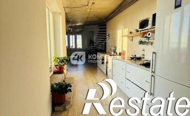 4-комн квартира проспект Патриотов, 1Е,  д. 1Е