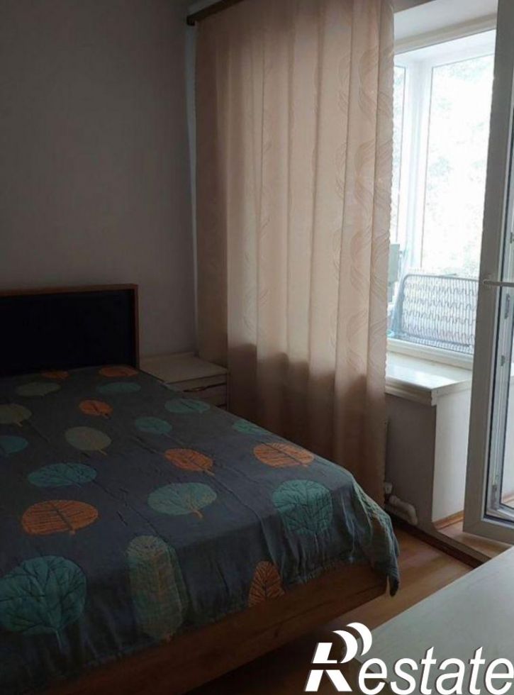 2-комн квартира Летчика Замкина ул, 38