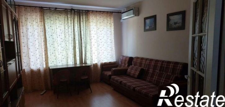2-комн квартира Летчика Замкина ул, 38