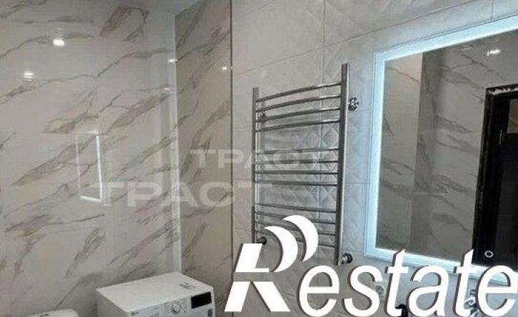 2-комн квартира улица Загоровского, 1,  д. 1