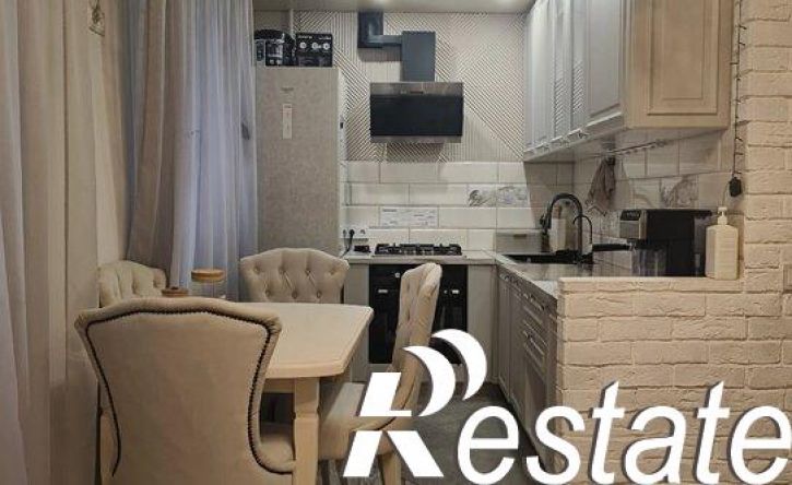 3-комн квартира улица 25 Января, 48,  д. 48