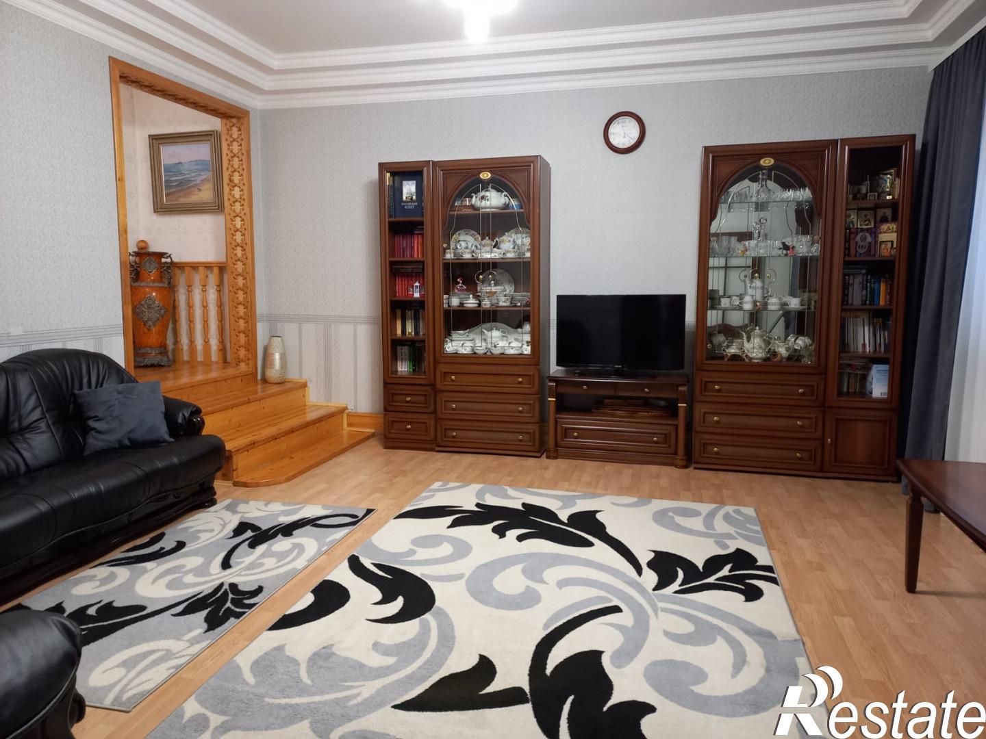 Купить дачу, дом, коттедж за 18 000 000 рублей на Витебская ул., 53
