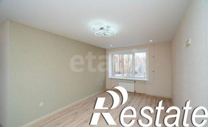 3-комн квартира улица Хользунова, 15,  д. 15