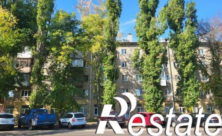 2-комн квартира Ленинградская улица, 8,  д. 8