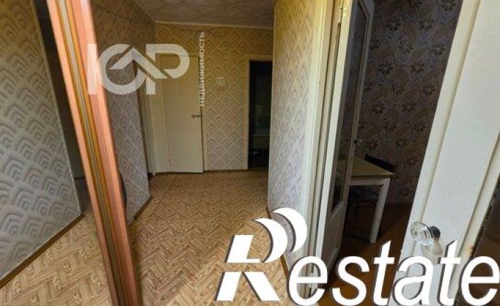 2-комн квартира улица Артамонова, 8А,  д. 8А