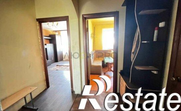 1-комн квартира улица Артамонова, 38В,  д. 38В