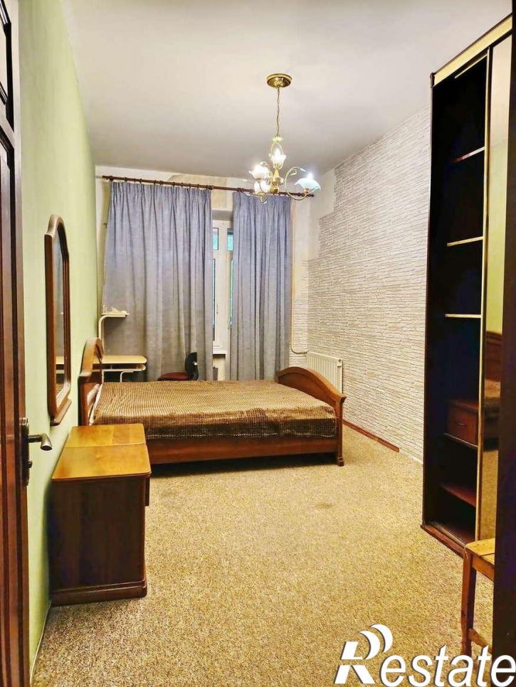 3-комн квартира Московский проспект, 8