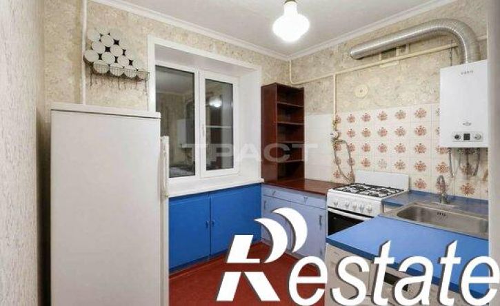 2-комн квартира улица Артамонова, 32,  д. 32