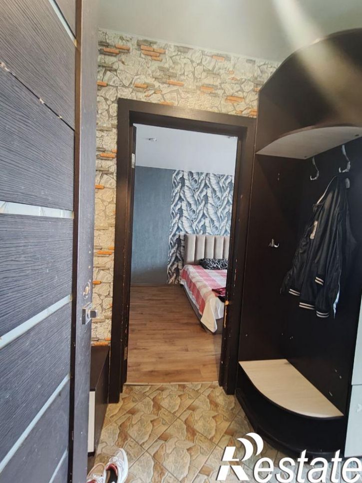 1-комн квартира 9 Января ул, 286