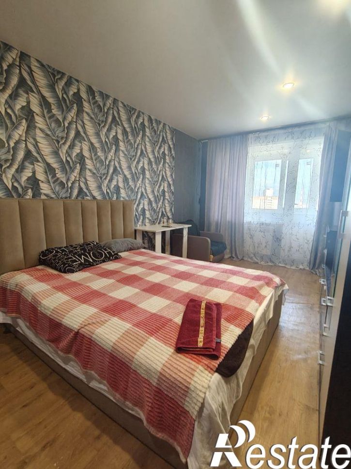 1-комн квартира 9 Января ул, 286