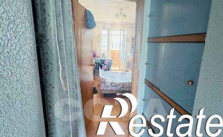 3-комн квартира улица Остужева, 1,  д. 1