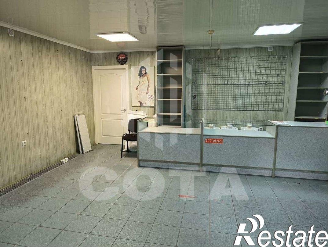 Купить торговое помещение за 7 300 000 рублей на улица Варейкиса, 73