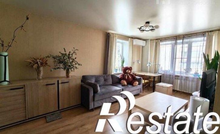 3-комн квартира улица 25 Января, 50,  д. 50