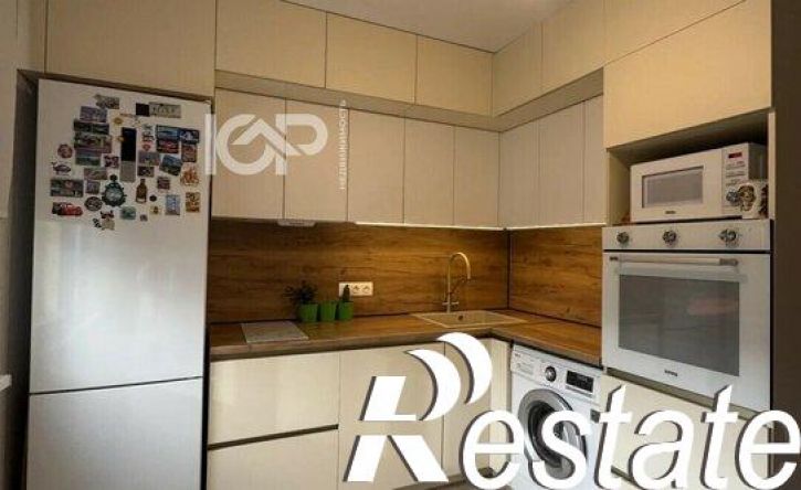 3-комн квартира улица Загоровского, 5 корпус 3,  д. 5 корпус 3