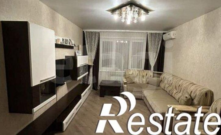 3-комн квартира улица Красных Зорь, 54,  д. 54