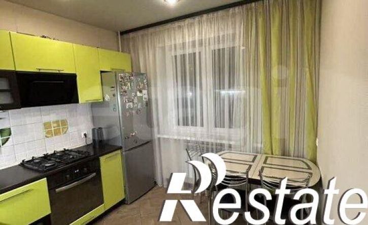 3-комн квартира улица Красных Зорь, 54,  д. 54