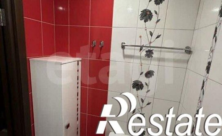 3-комн квартира улица Красных Зорь, 54,  д. 54