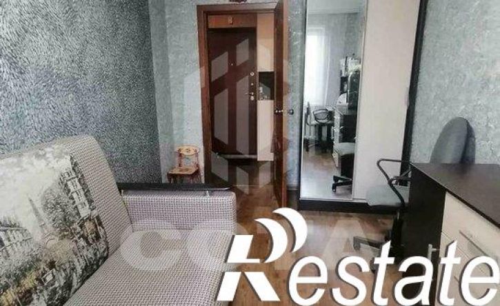 2-комн квартира улица Героев Сибиряков, 48,  д. 48