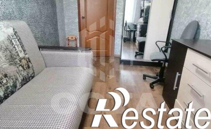 2-комн квартира улица Героев Сибиряков, 48,  д. 48