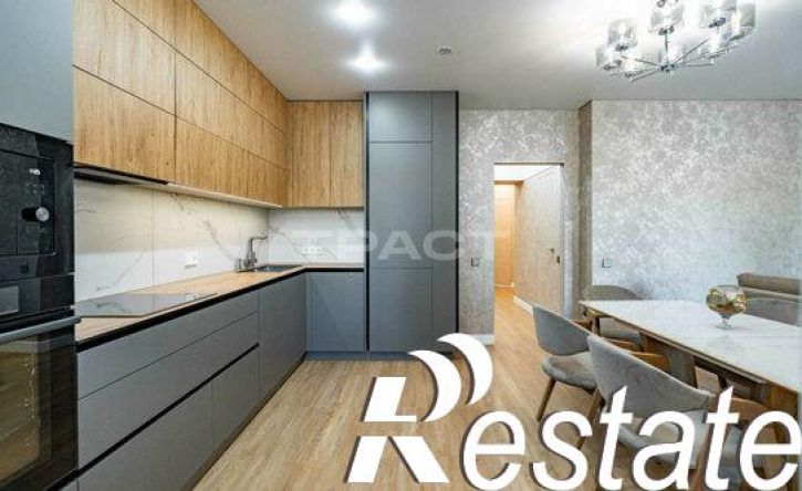4-комн квартира улица Хользунова, 38/8,  д. 38/8