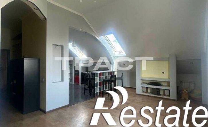 2-комн квартира Осетровский переулок, 3,  д. 3