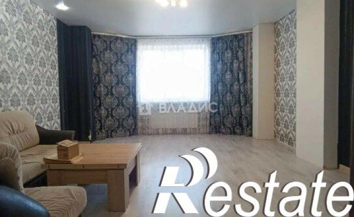3-комн квартира улица Шукшина, 21,  д. 21