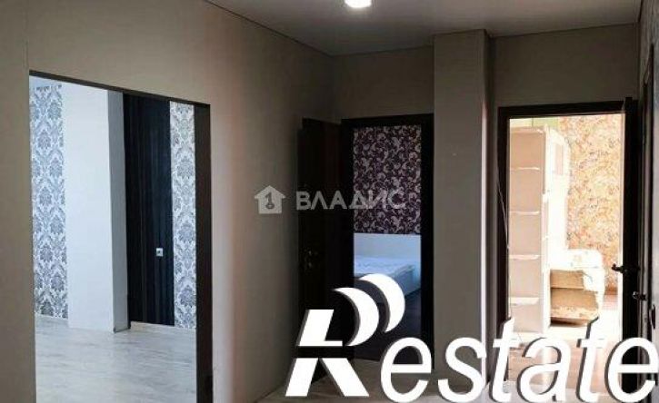 3-комн квартира улица Шукшина, 21,  д. 21