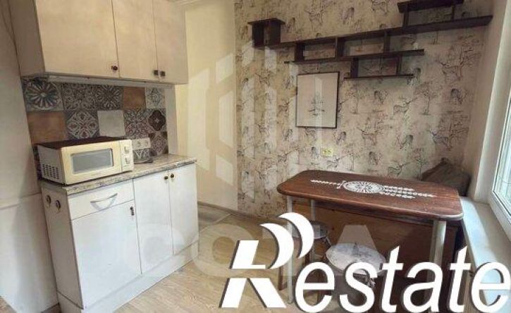 2-комн квартира улица Хользунова, 98,  д. 98