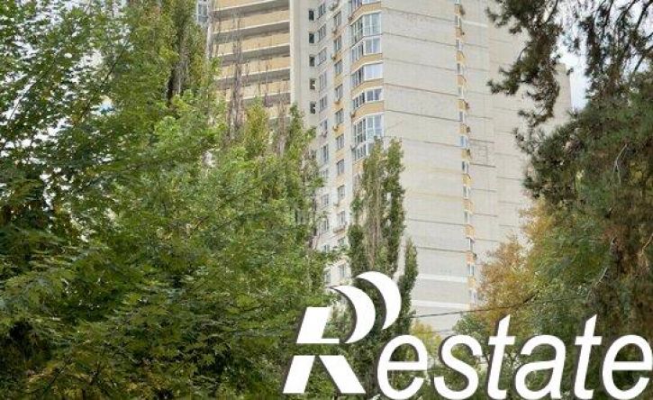 3-комн квартира улица Перевёрткина, 1/3,  д. 1/3