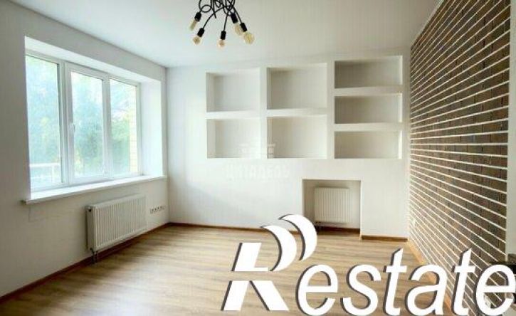 3-комн квартира улица Перевёрткина, 1/3,  д. 1/3