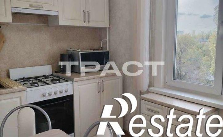 3-комн квартира улица Героев Сибиряков, 24,  д. 24