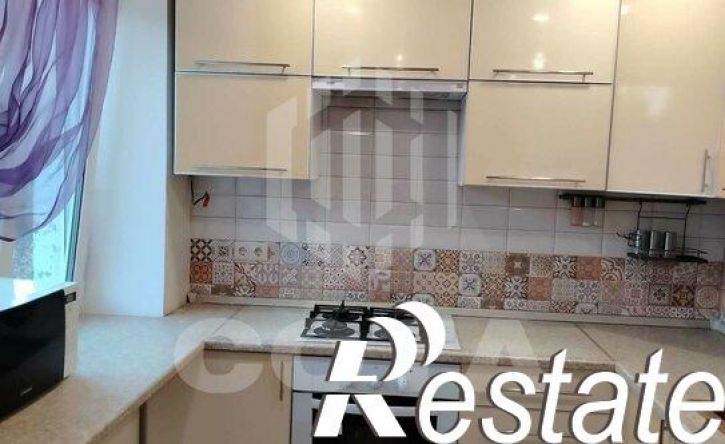 3-комн квартира улица Домостроителей, 8,  д. 8