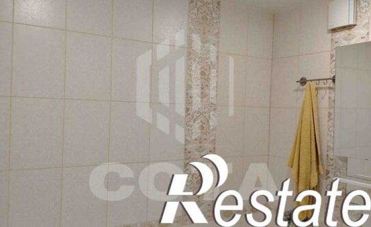 3-комн квартира улица Домостроителей, 8,  д. 8