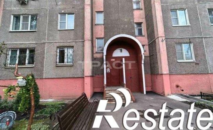3-комн квартира улица Димитрова, 142,  д. 142