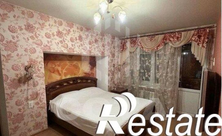 3-комн квартира улица Домостроителей, 57,  д. 57