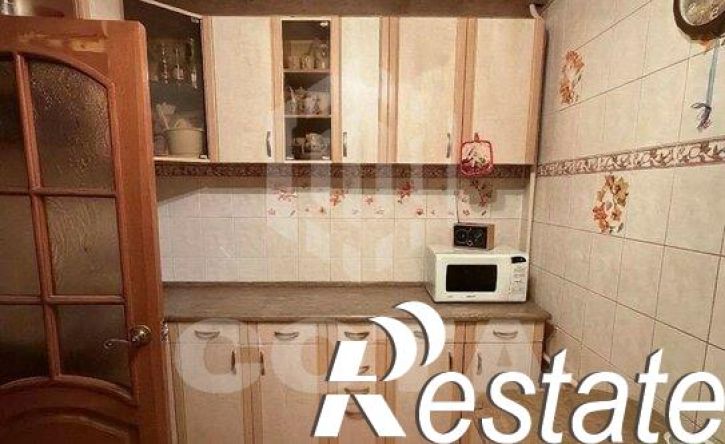 3-комн квартира улица Домостроителей, 57,  д. 57