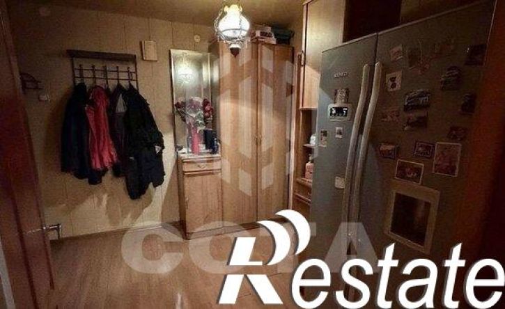 3-комн квартира улица Домостроителей, 57,  д. 57