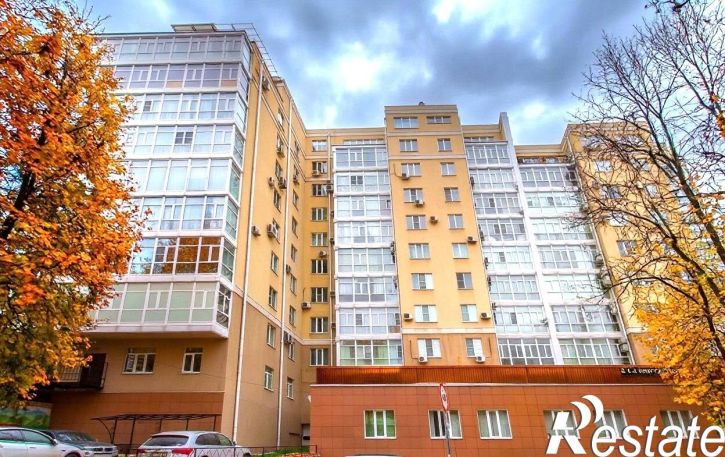 3-комн квартира Театральная ул., 2