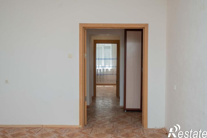 2-комн квартира Труда проспект, 4а