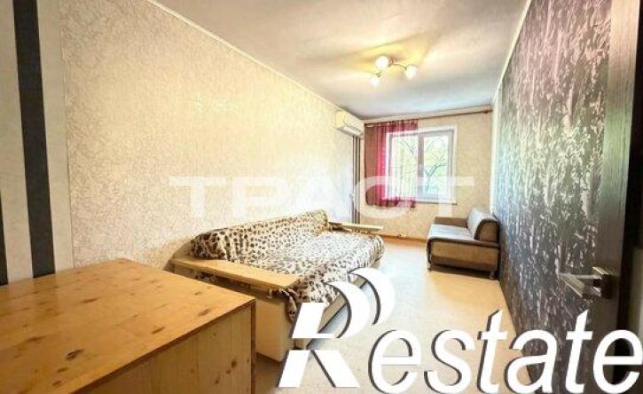 2-комн квартира улица Старых Большевиков, 102,  д. 102