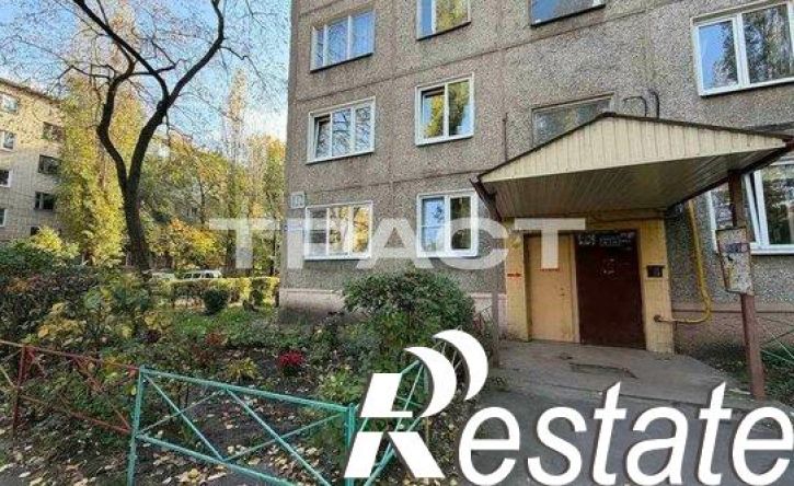 2-комн квартира улица Старых Большевиков, 102,  д. 102