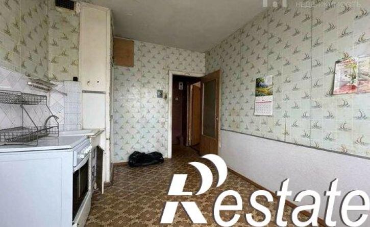 3-комн квартира улица Маршала Жукова, 8,  д. 8