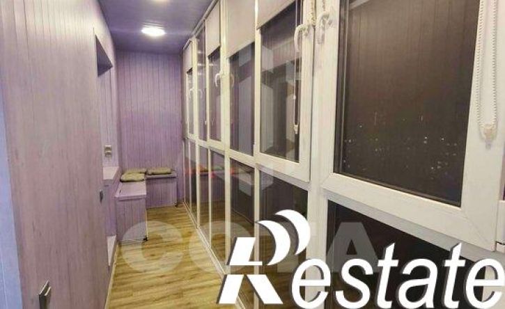 2-комн квартира бульвар Победы, 42,  д. 42