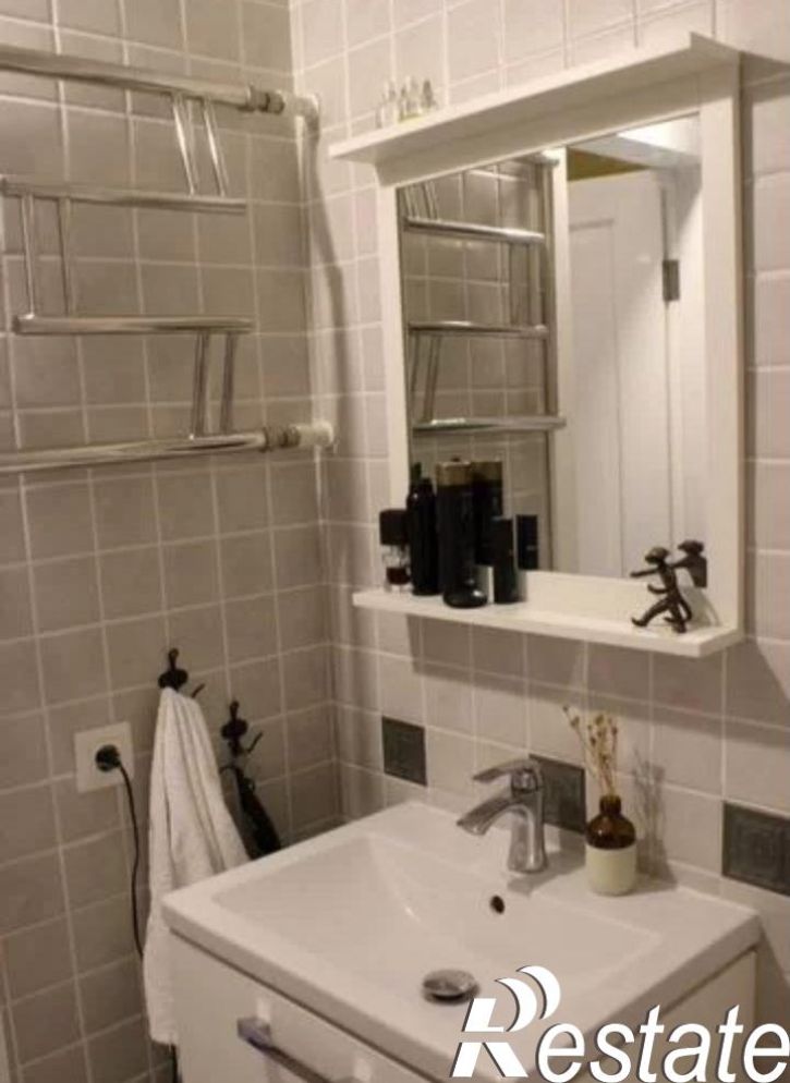 1-комн квартира Шишкова ул, 70