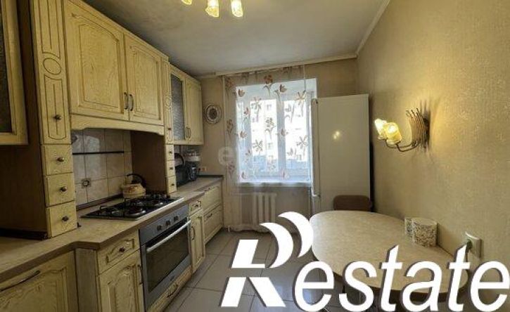 3-комн квартира улица Перевёрткина, 39,  д. 39