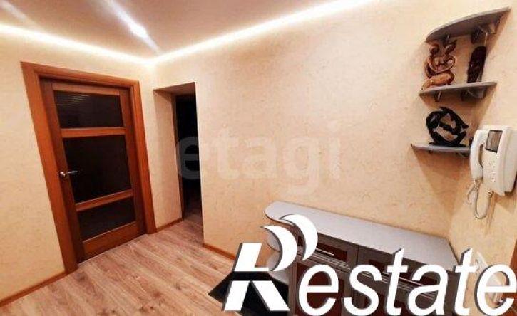 3-комн квартира Средне-Московская улица, 27,  д. 27