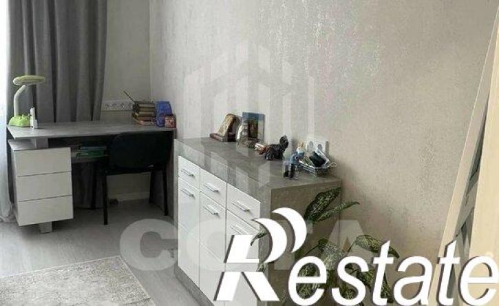 3-комн квартира улица Димитрова, 70,  д. 70